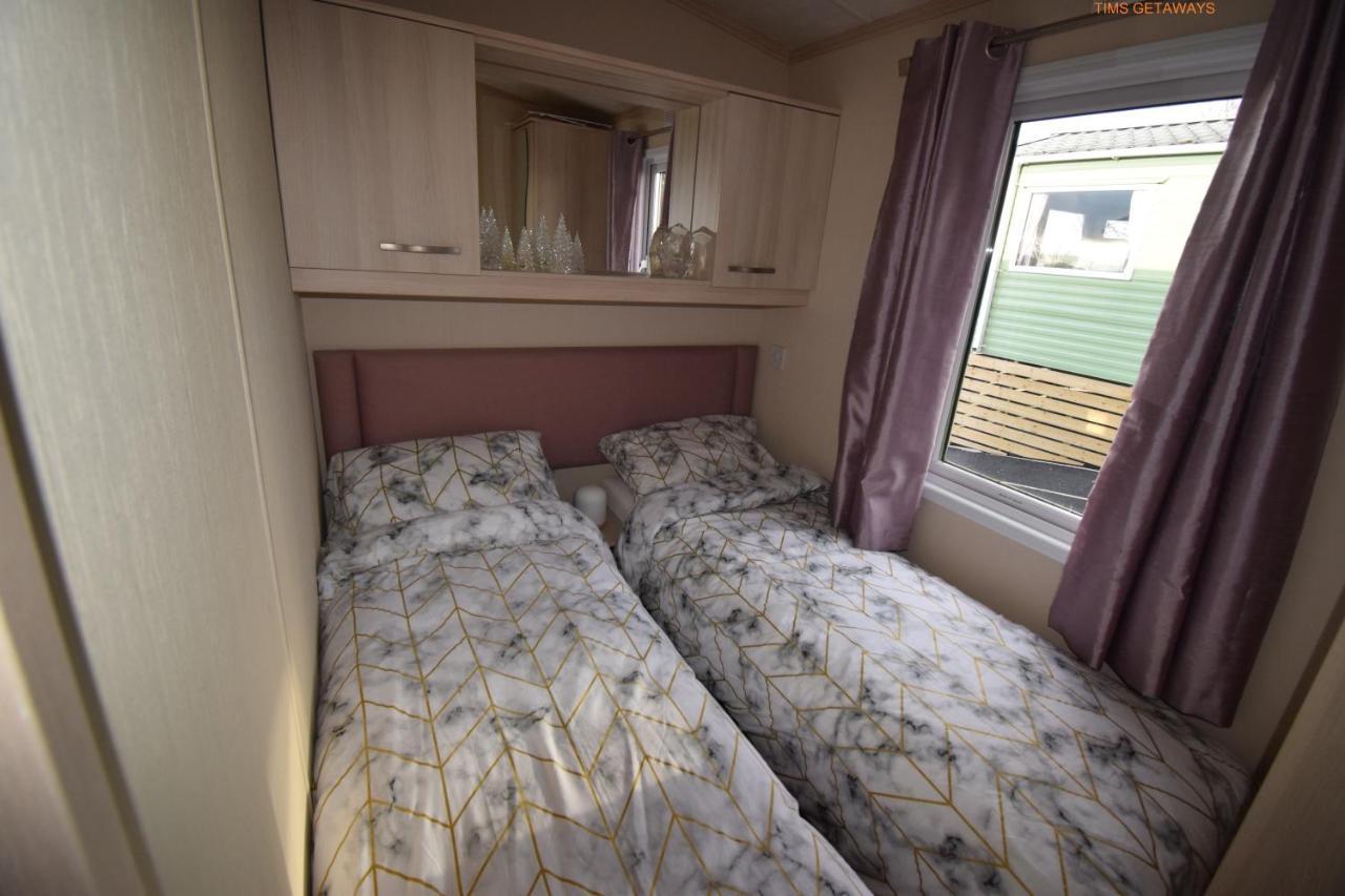 Hotel Tim'S Getaways Super Caravan A2, Todber Valley Caravan Park Gisburn Esterno foto